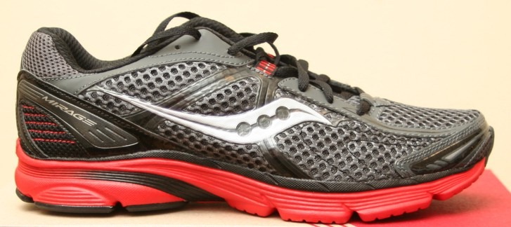 saucony running shoes weight