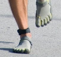 On Running Speed in Vibram Fivefingers: A Post by Matt from Run Luau Run