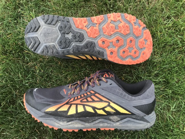 Such a cool design on the Caldera (bonus points for that!). Great all around shoe and perfect Pearl Izumi replacement if you are looking for one with PI now out of the running business.